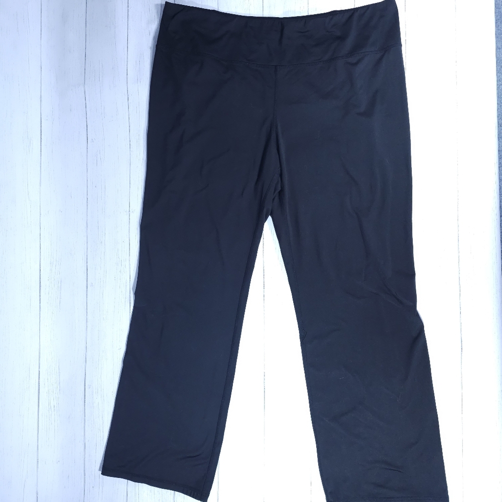 3X Black Bootcut Athletic Leggings